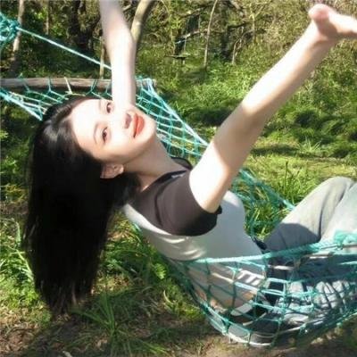 港口的日本姑娘